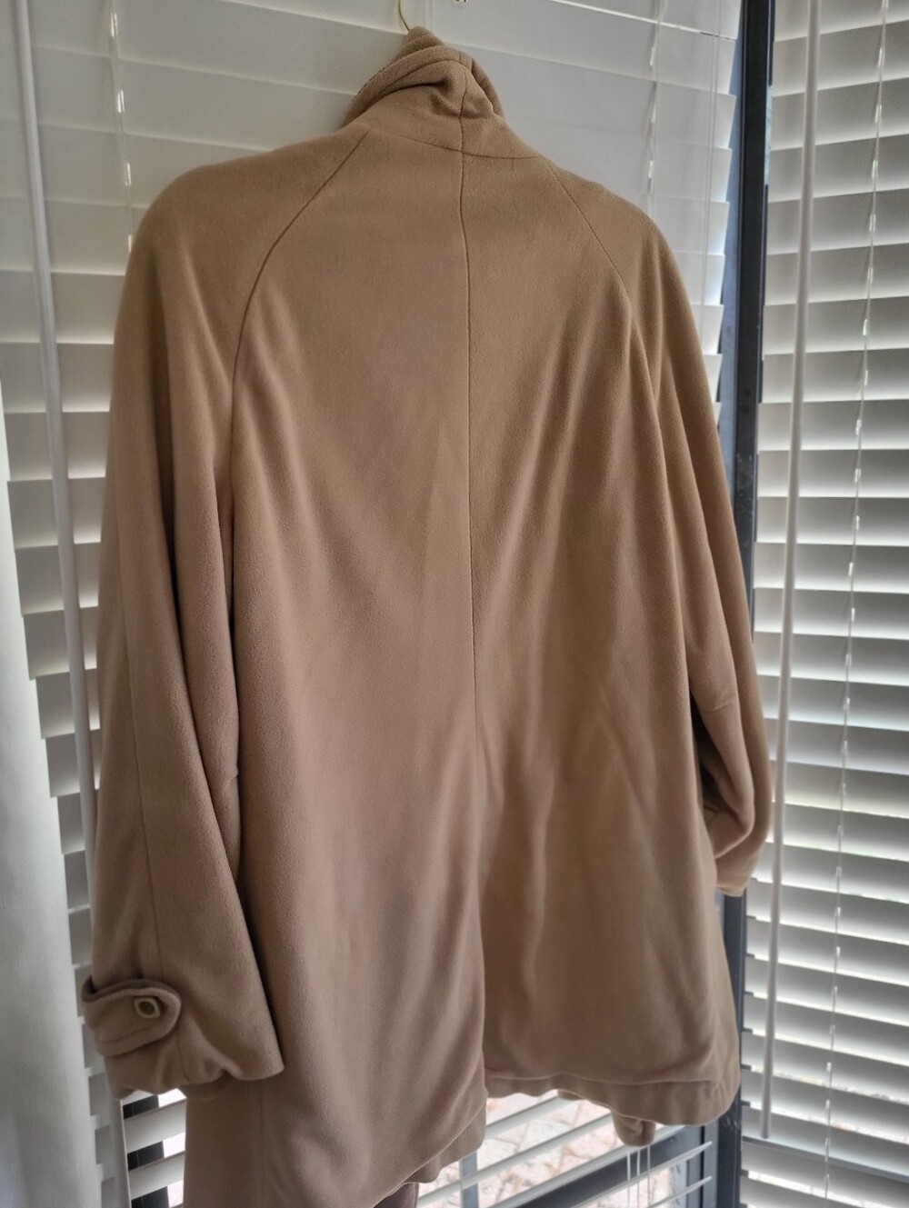 Vintage Miracle Beige Coat with Brown Trim - Picture 6 of 6